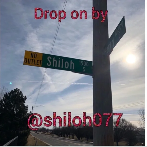 FOLLOW ME! COME SHOP❗️MAKE OFFERS❗️I COUNTER OR ACCEPT! THIS GIRL IS ON FIRE🔥 - Picture 16 of 16